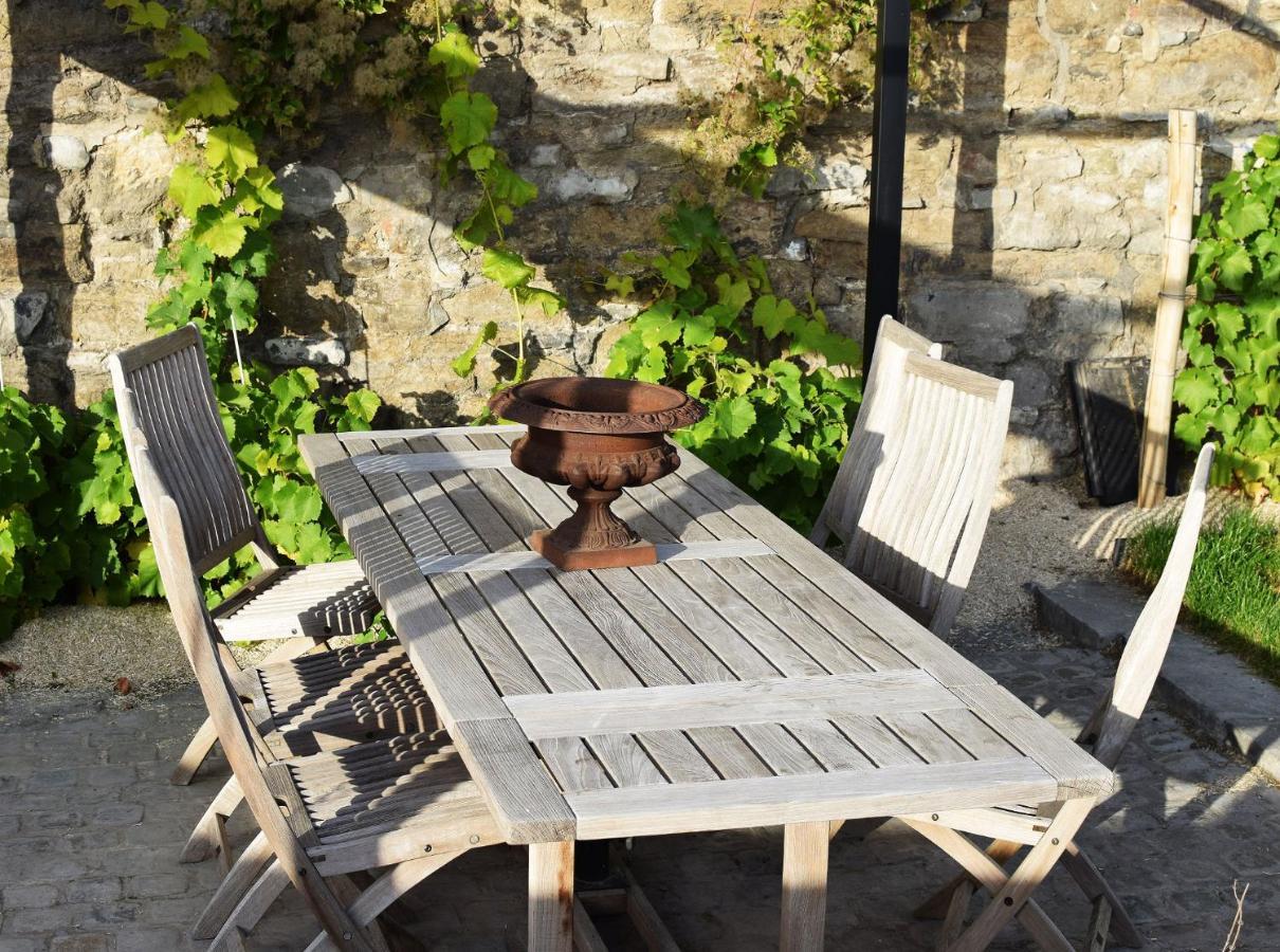 Bonjour Pierreuse Hotel Liege Bagian luar foto