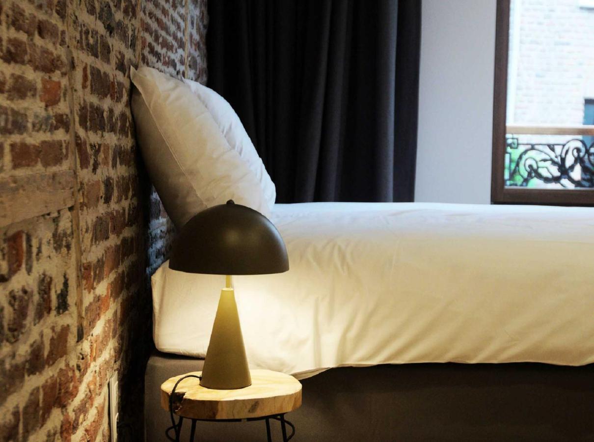Bonjour Pierreuse Hotel Liege Bagian luar foto