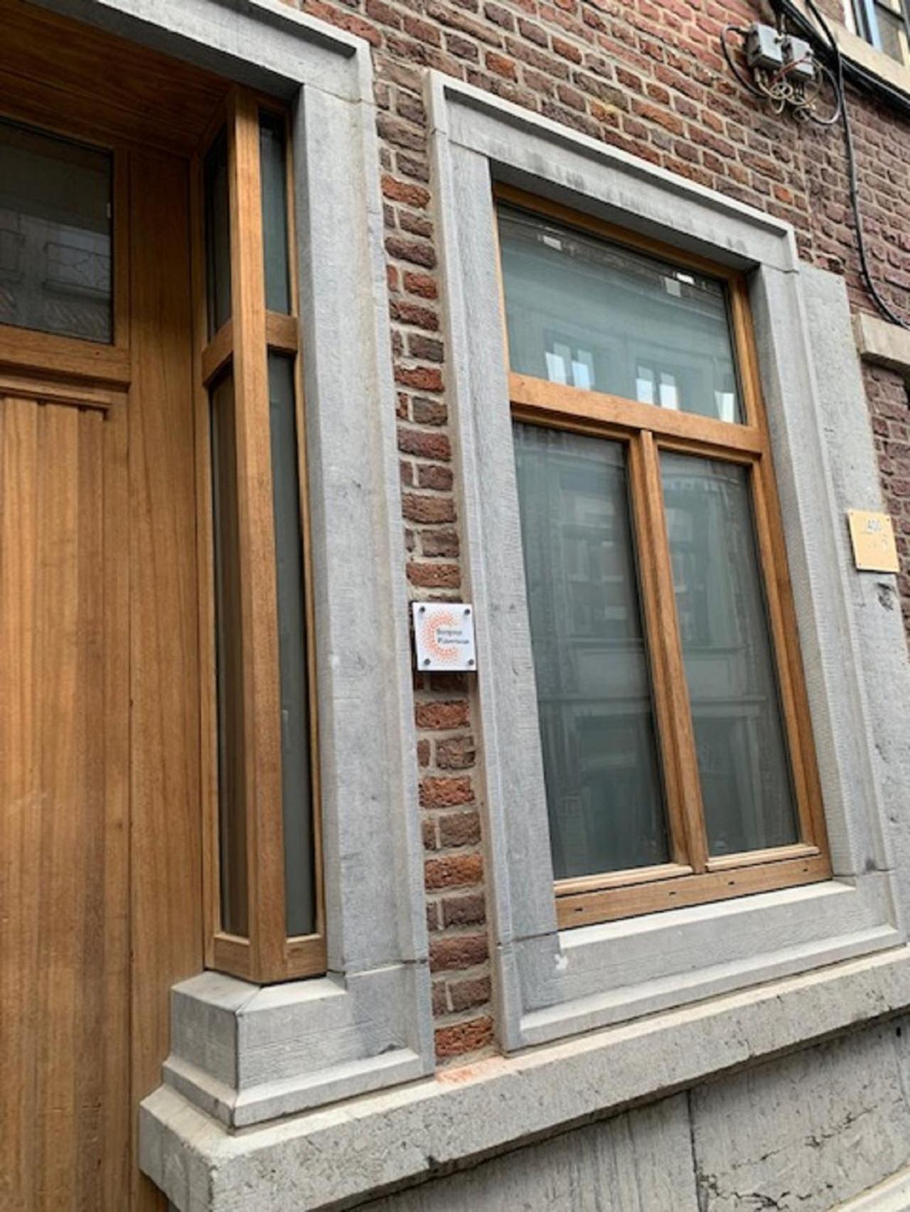 Bonjour Pierreuse Hotel Liege Bagian luar foto