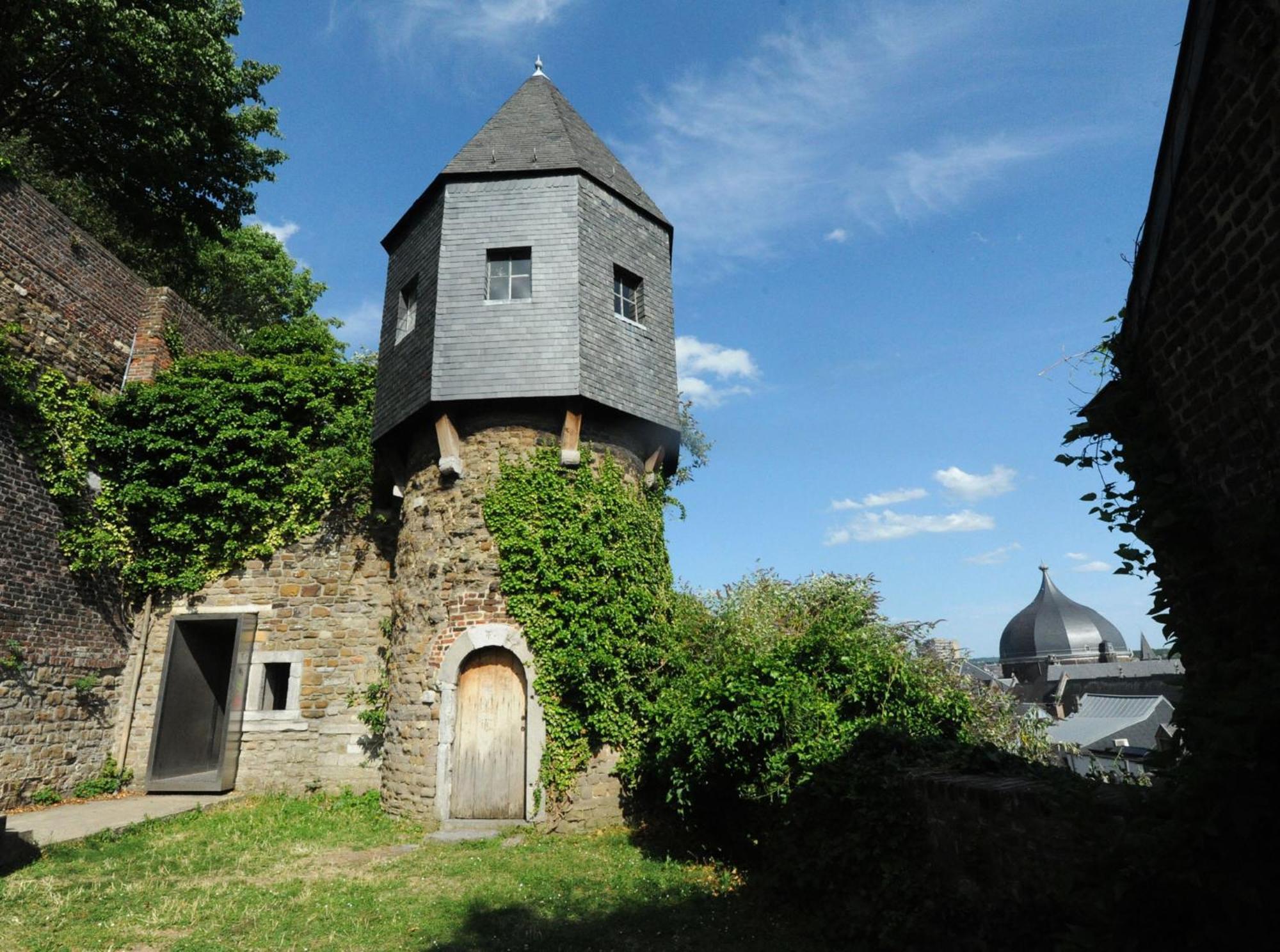 Bonjour Pierreuse Hotel Liege Bagian luar foto
